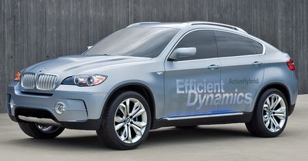 Hybrydowe BMW serii 7 i X6 we Frankfurcie