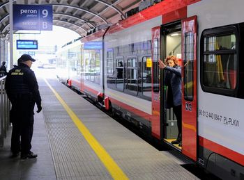 Wielkopolska: Nareszcie! Pasażerowie w pojadą nowymi, większymi pociągami. Do Kolei Wielkopolskich może ich trafić nawet 20