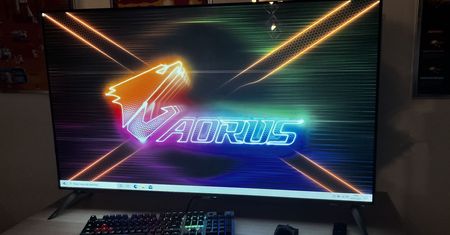 W końcu OLED dla graczy! Recenzja olbrzymiego gamingowego monitora Gigabyte Aorus FO48U