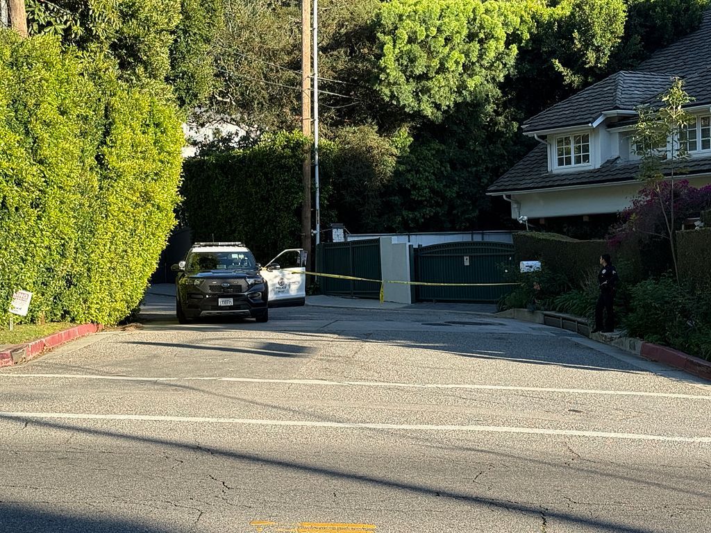 35-latka ostrzelała dom Rihanny