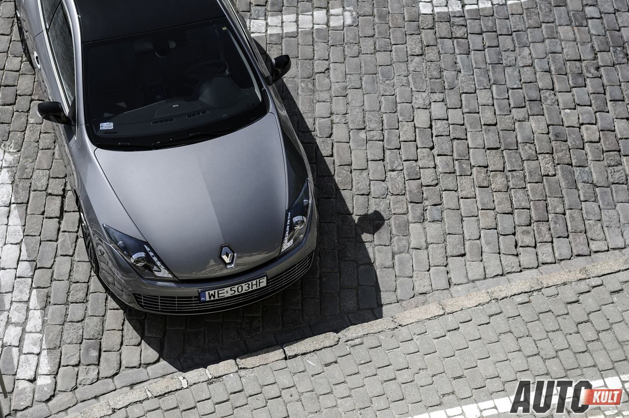 Renault Laguna Coupé 2,0 dCi 4Control - test [galeria zdjęć]