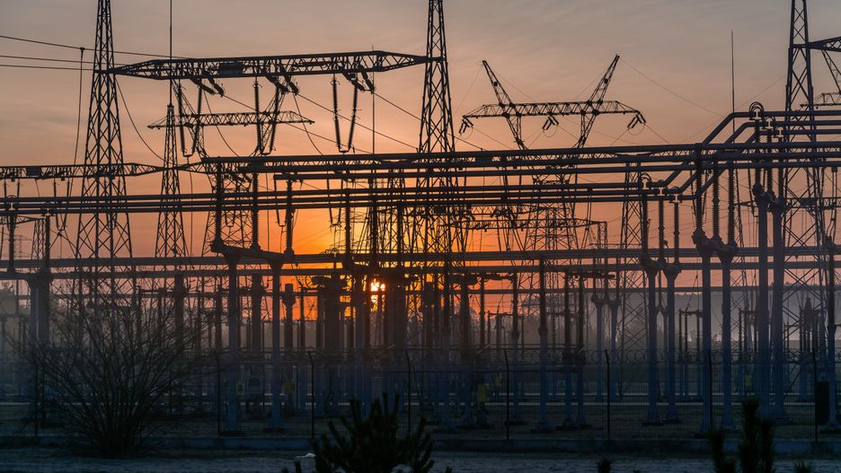 moc, energetyczne, wieczorny. linie energetyczne, lockdown, energia, kryzys energetyczny, konwekcjonalna, energetyka