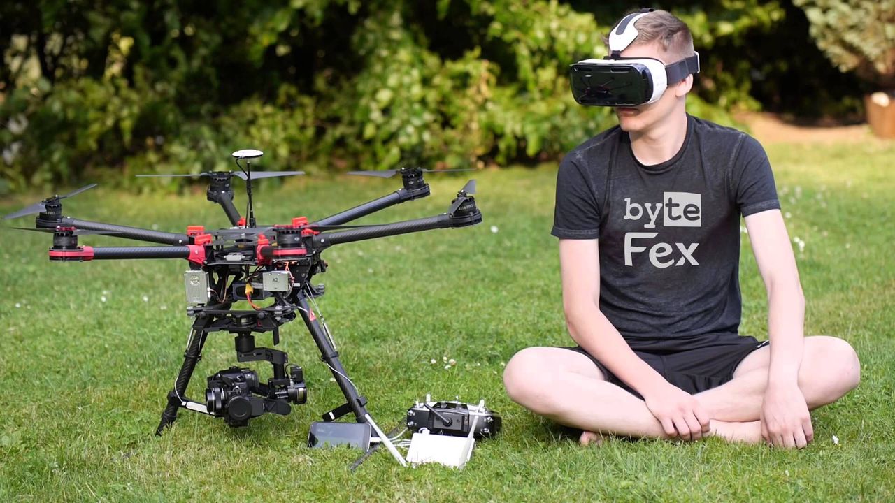 Dron i gogle VR - tak wygląda przyszłość?