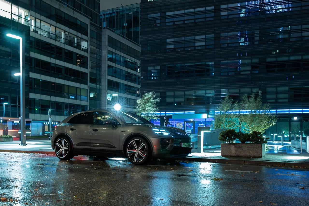 Porsche Macan 4 EV