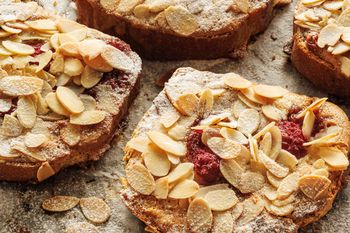 Moja rodzina czeka na te poświąteczne tosty. Z babki wychodzą lepsze niż z chleba