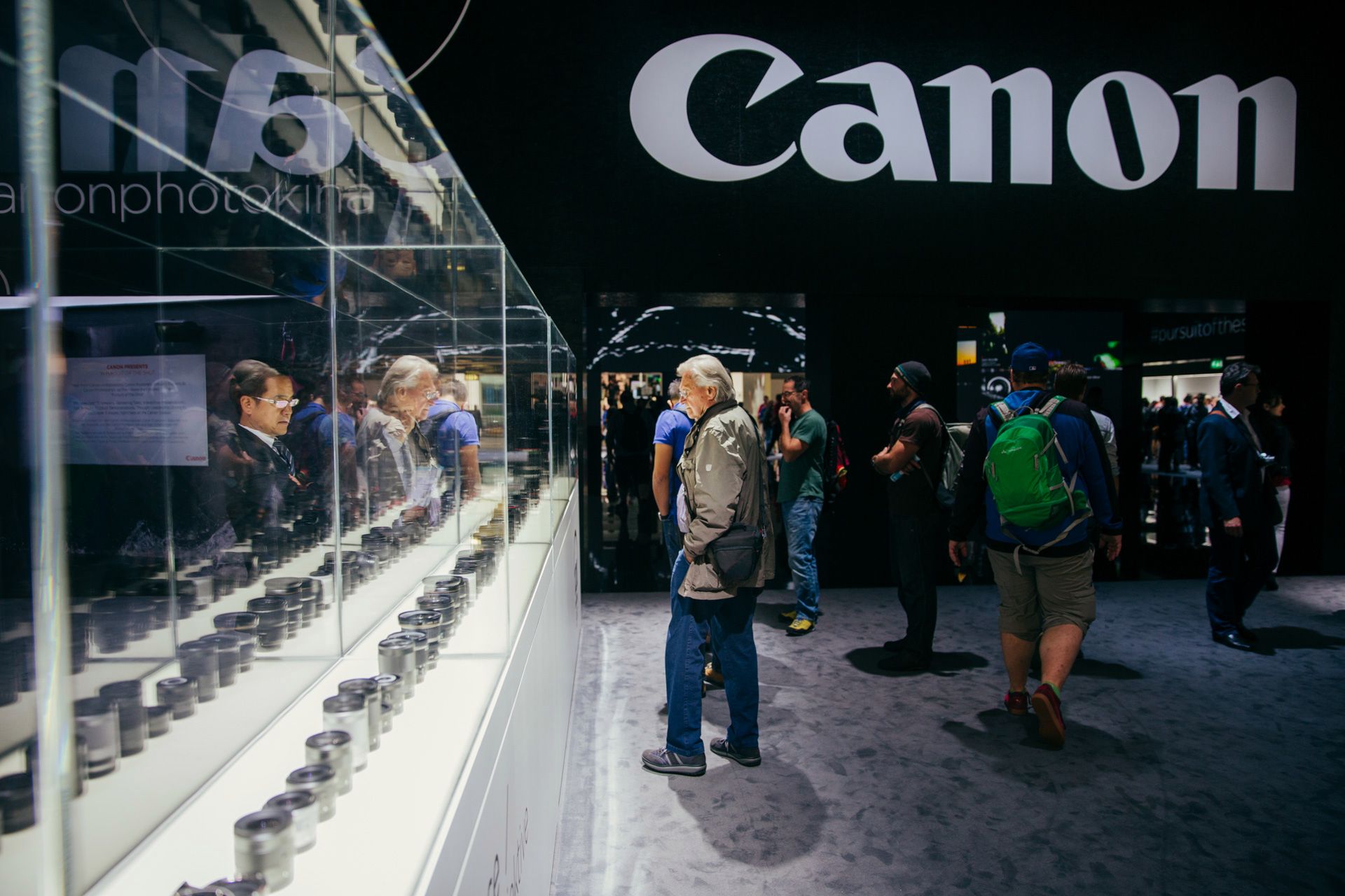 Targi Photokina 2016 pokazały, że branża fotograficzna się nie kończy, a jedynie zmienia na lepsze 16
