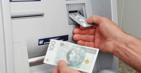 Rekordowa ilość gotówki w obiegu. Wskazują jeden główny powód