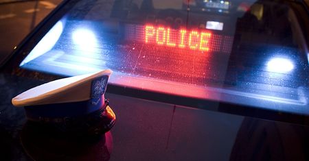 Policja pozwała policjanta i przegrała. Poszło o uszkodzony radiowóz