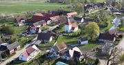 Kraina w kratę. Niezwykłe miejsce przyciąga turystów