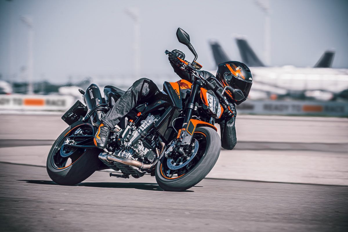 KTM 890 Duke