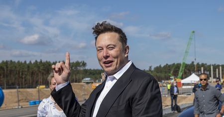 Satelity Elona Muska w służbie ukraińskiej armii. Pomagają niszczyć rosyjskie czołgi