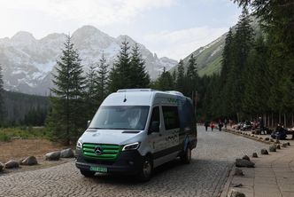 "Elektryki" na Morskie Oko. NIK krytycznie o dotacji