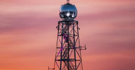 5G mniej wyeksponowane. Senat przyjął megaustawę z poprawkami