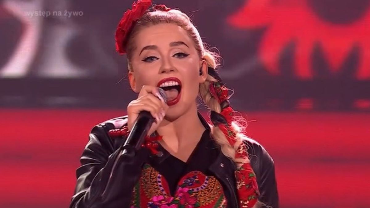 Marta Bijan zaśpiewała  jako Cleo w "Twoja Twarz Brzmi Znajomo"