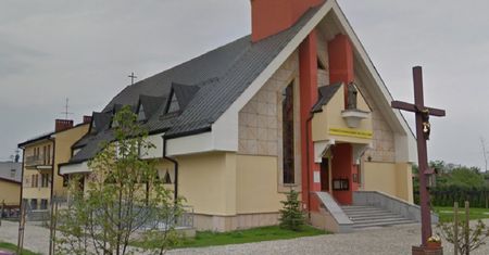 Ksiądz wpadł w szał. Skandal w parafii w Mirkowie