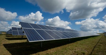 Ile kosztuje magazyn energii do fotowoltaiki? Czy to się opłaca?