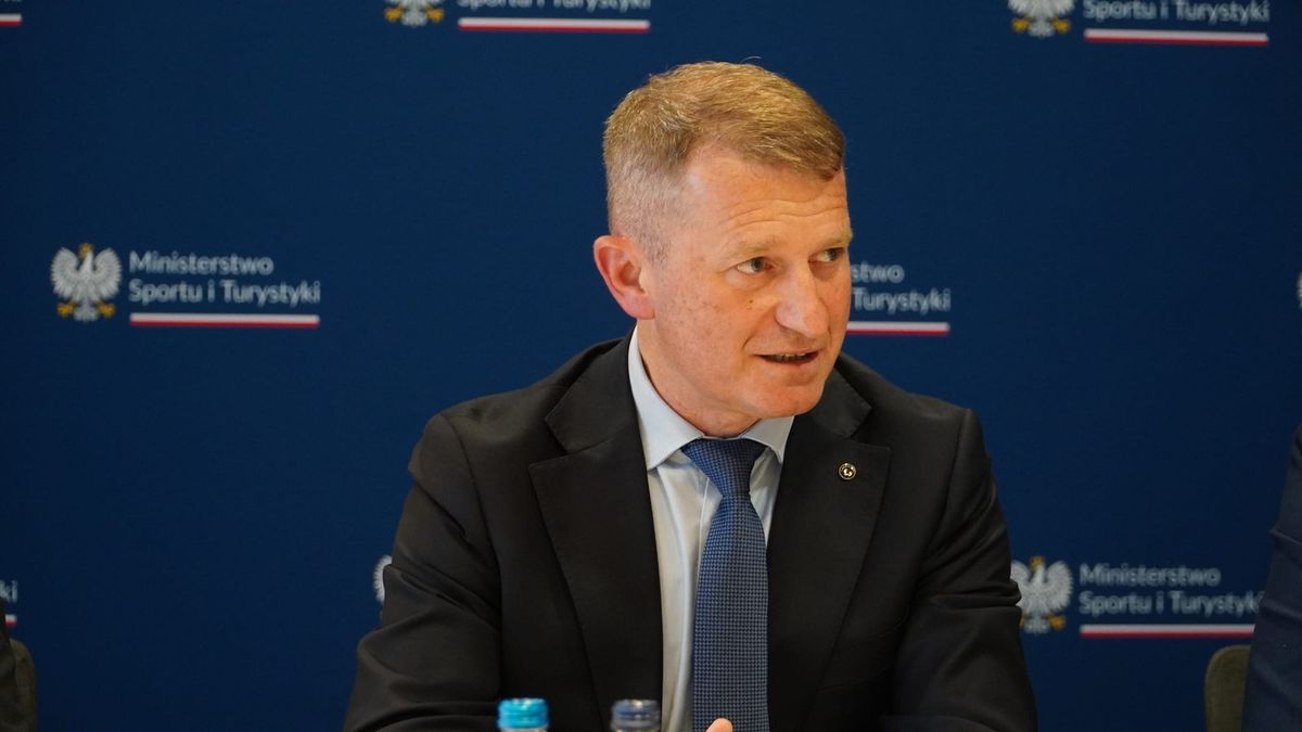 Ireneusz Raś interweniuje w sprawie swojego brata - proboszcza Bazyliki Mariackiej w Krakowie.