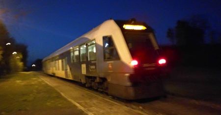 Śmiertelny wypadek na torach. Pociąg relacji Lubartów – Lublin potrącił młodą dziewczynę