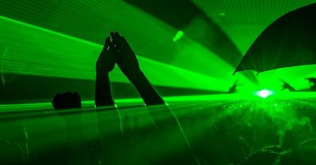 Lublin: Sylwester bez huku fajerwerków. Zamiast nich pokaz laserowy