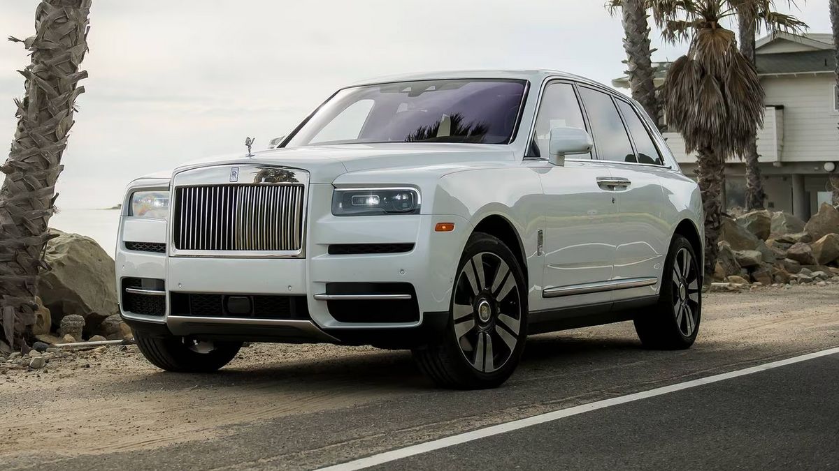 Jak twierdzi influencer, pojazd który zostawił jest wart ok. 400 tys. dolarów