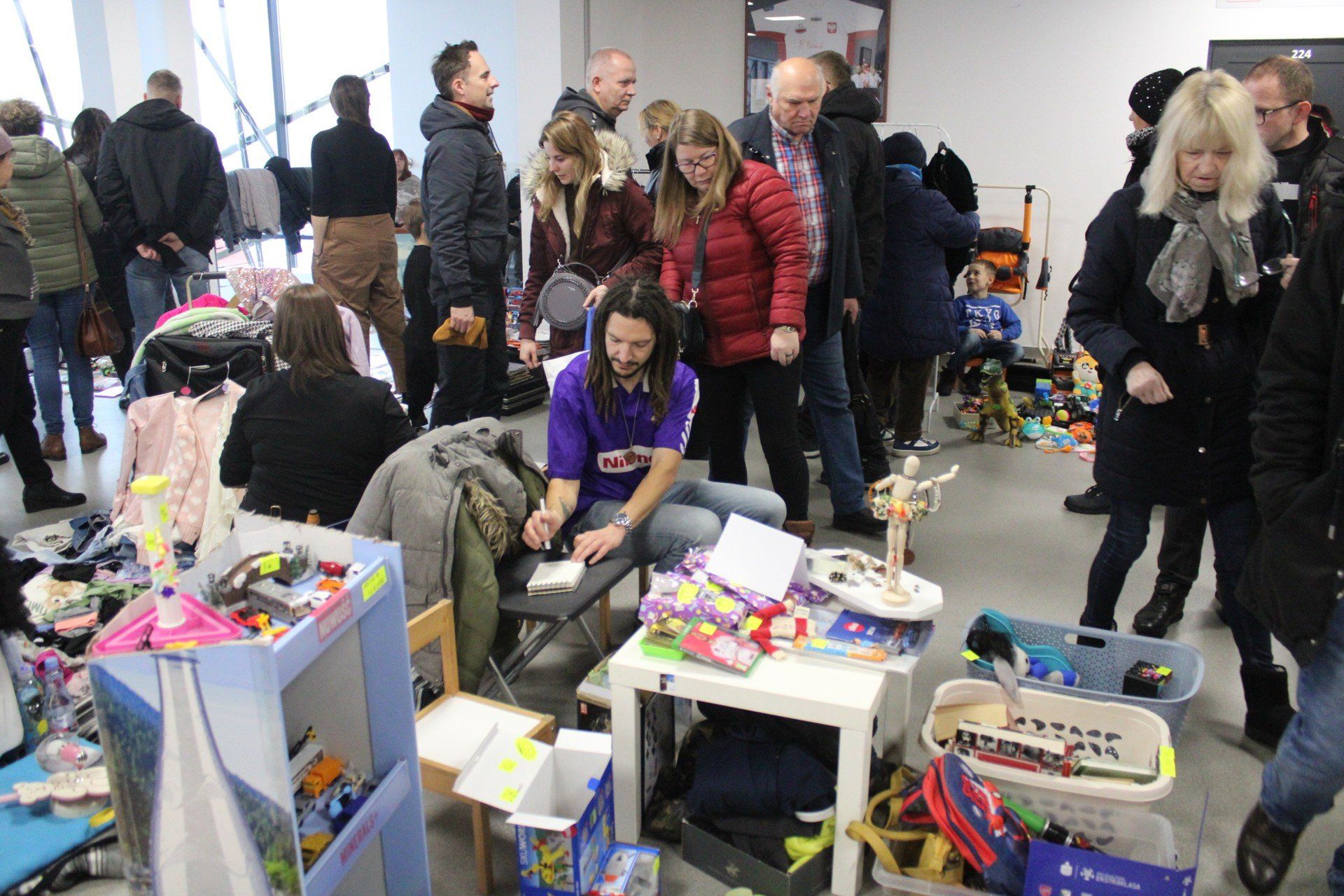 Miejska garażówka w Gnieźnie. Tym razem w hali im. Mieczysława Łopatki