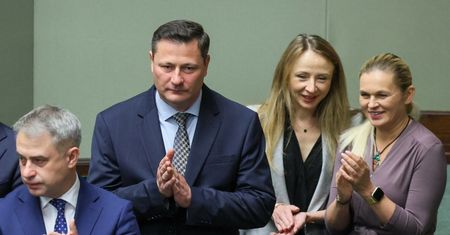Składka zdrowotna na dwie raty. Lewica zgadza się na pierwszy krok