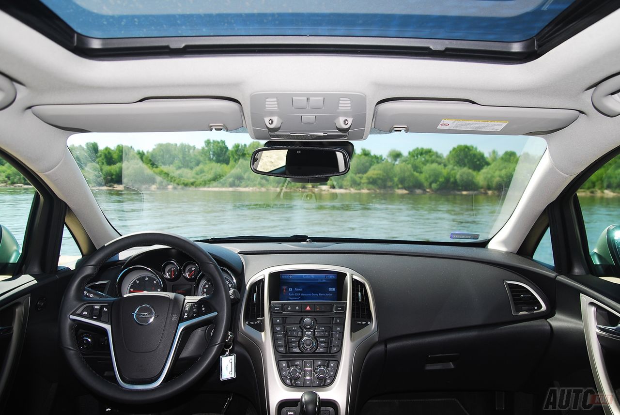 Opel Astra IV