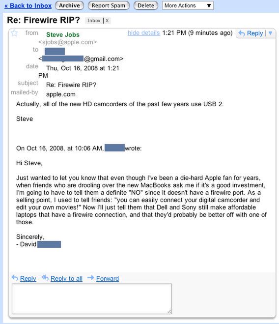 Steve Jobs odpowiada niezadowolonym z braku FireWire 2