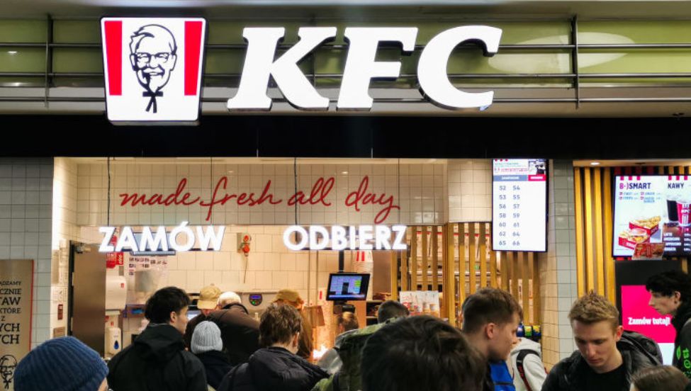 Hot-dogi trafiły do KFC. Z tym kuponem zapłacisz mniej niż 10 zł