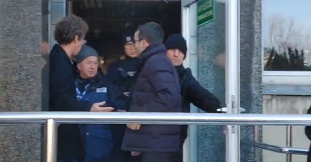 Samuel Pereira nie został wpuszczony do TVP. Interweniowała policja