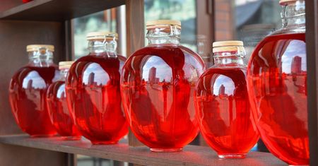 Zmniejsza ryzyko raka płuc i jelita grubego. Wystarczy 240 ml dziennie