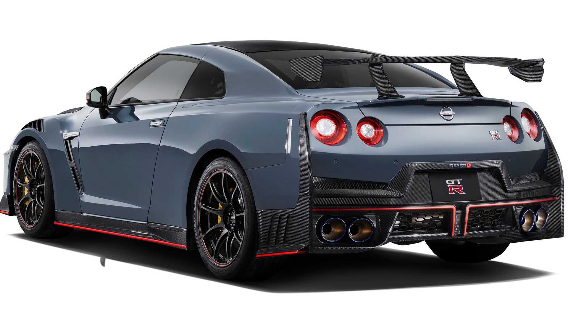 Nissan GT-R (2024)