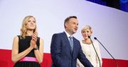 Andrzej Duda z żoną na wieczorze wyborczym. Córka i rodzice mają być za dwa tygodnie