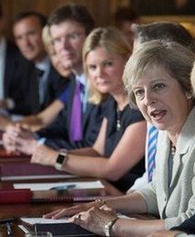 To spotkanie zdecyduje o kursie funta. "Życzeniowe" myślenie spekulantów