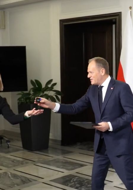 Donald Tusk musiał zareagować podczas konferencji prasowej