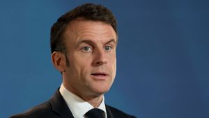 Brutalna prawda. Francuz opowiada, jak Emmanuel Macron i jego rodacy reagują na Rosjan w Paryżu