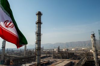 Największy wstrząs od dekad? Ropa reaguje na wojnę