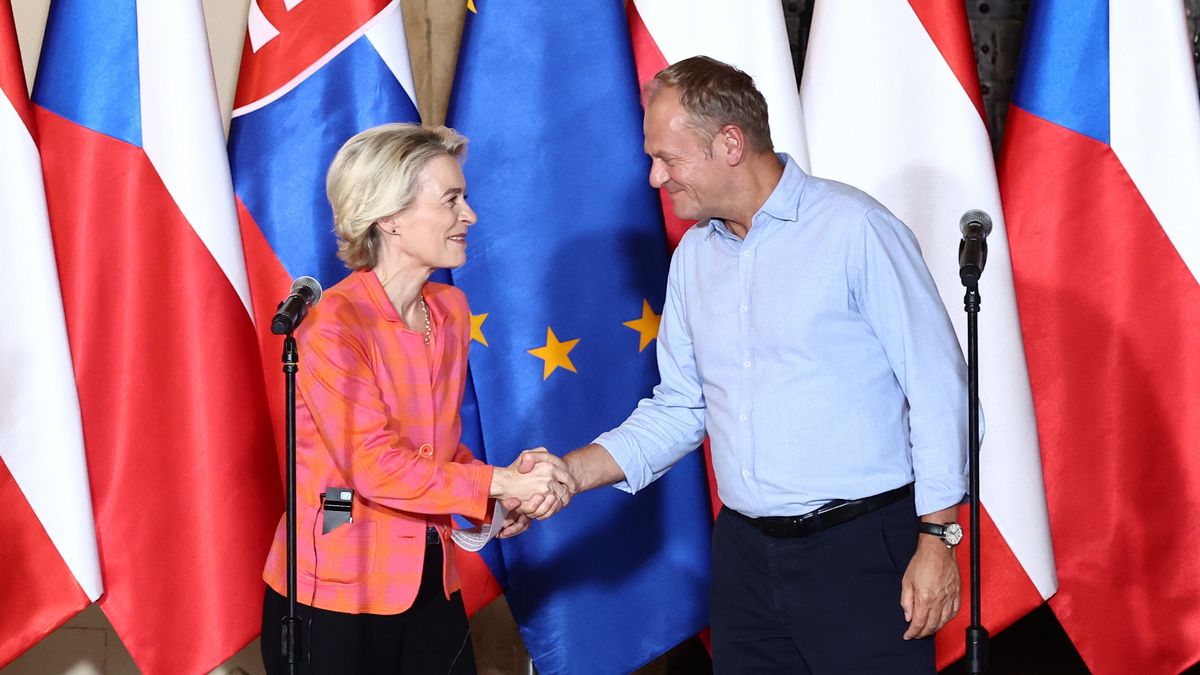 Szefowa KE Ursula von der Leyen i premier Polski Donald Tusk