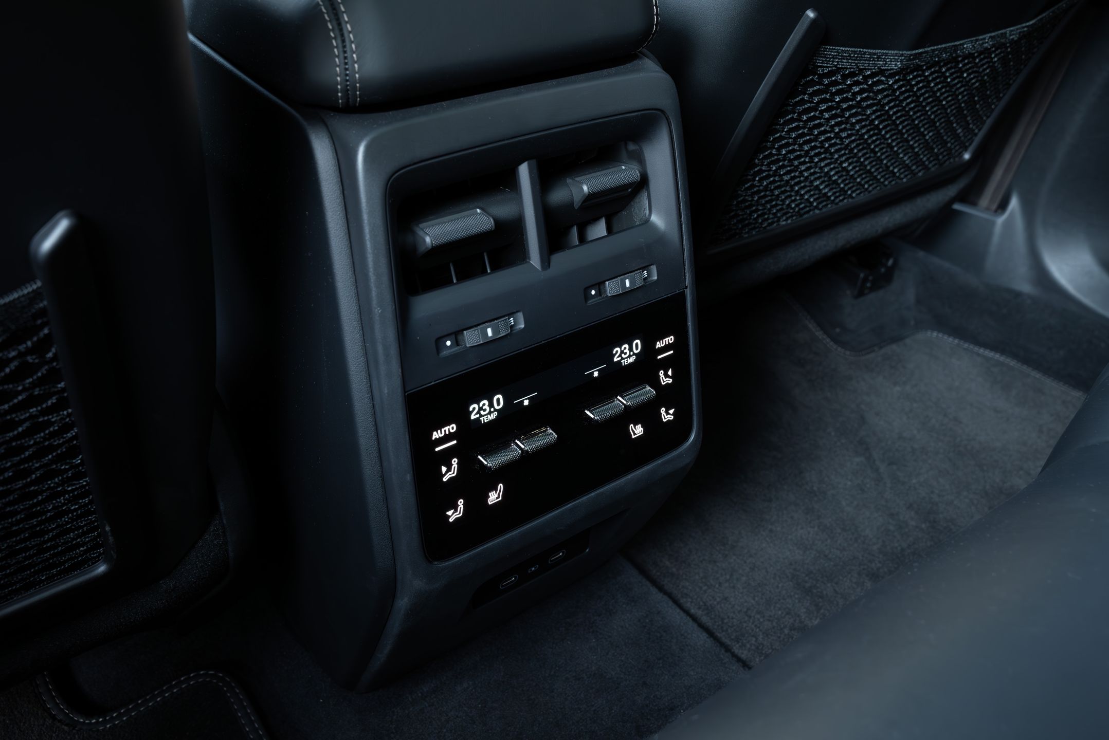 Porsche Macan Turbo EV