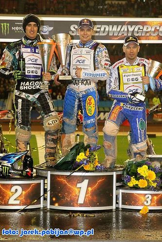 Nicki Pedersen trzecie miejsce w Goeteborgu wywalczył ze złamaną ręką.