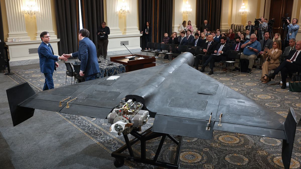 Irański dron na Kapitolu
