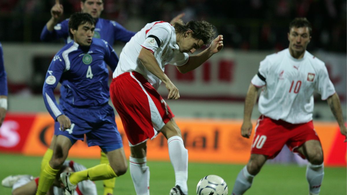 Na zdjęciu Euzebiusz Smolarek z meczu Polska - Kazachstan z 2007 roku