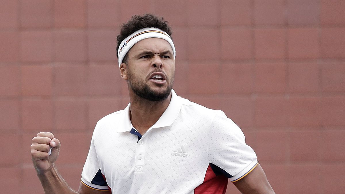 PAP/EPA / PETER FOLEY / Na zdjęciu: Jo-Wilfried Tsonga