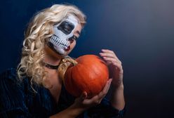 Makijaż na Halloween w stylu czaszki