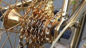 Szczyt luksusu na dwóch kółkach. Rower z 24-karatowego złota sprawdził się na ulicach Londynu