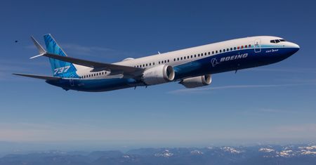 FAA certyfikuje Boeing 737 MAX 10. Zielone światło dla dostaw