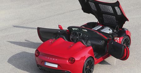 Tauro V8 Spider - Solstice po hiszpańsku