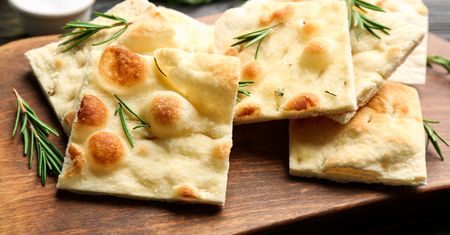 Focaccia. Skromniejsza siostra pizzy