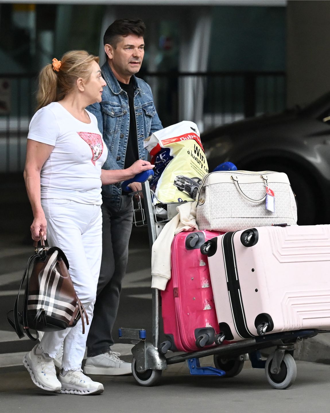 Zenon Martyniuk odebrał Danusię na lotnisku 