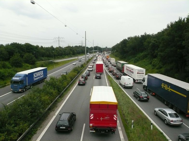 Polscy transportowcy na tapecie unijnych ministrów. Przez "socjalny dumping"